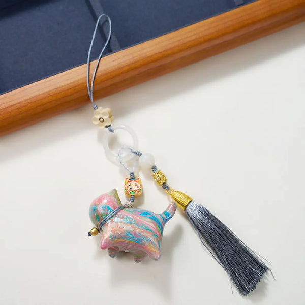 Lacquer Lucky Cat Charm – Taoist Wealth & Protection Bag Pendant Amulet Gift Set