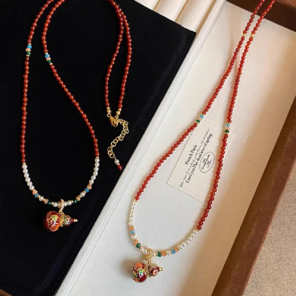 Natural Agate Gourd Necklace – Feng Shui Protection & Luck Pendant Luxury Pearl Long Chain Gift Set